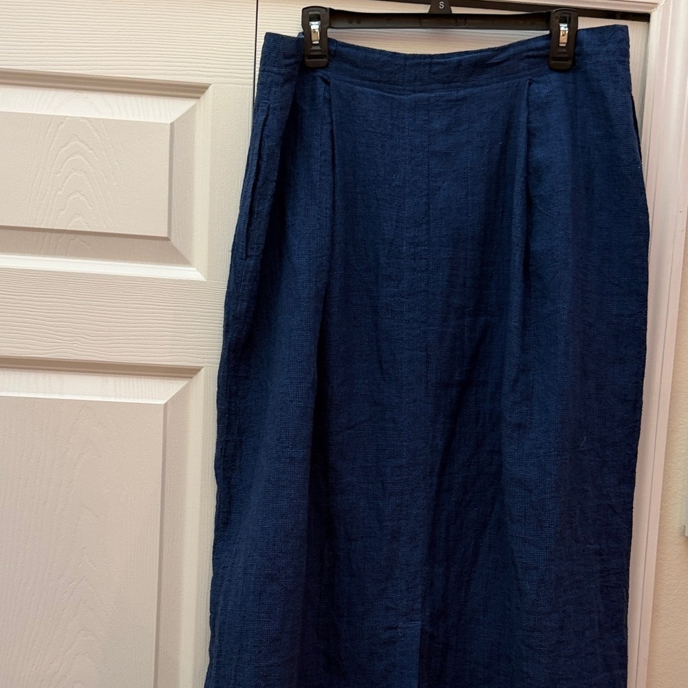 Poetry Deep Blue Midi Skirt, 100% linen, size 16, pockets - Picture 8 of 12